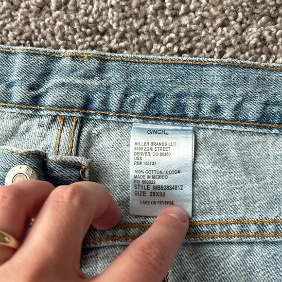 Men’s Cinch jeans - Picture 3 of 4